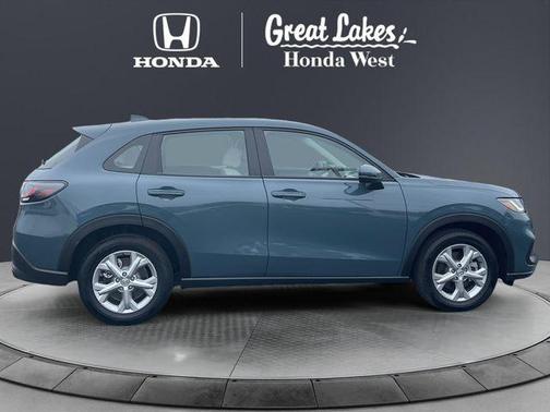 Nordic Forest Pearl 2025 Honda HR-V LX