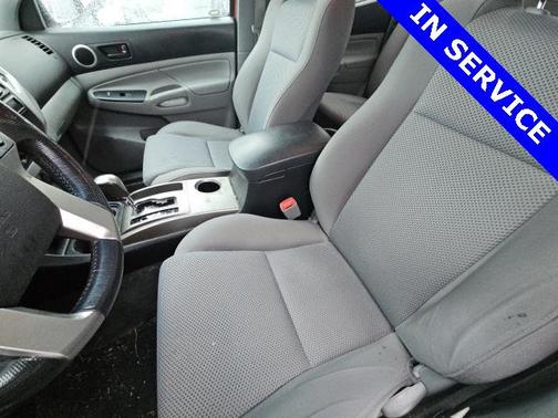 2015 Toyota Tacoma Base