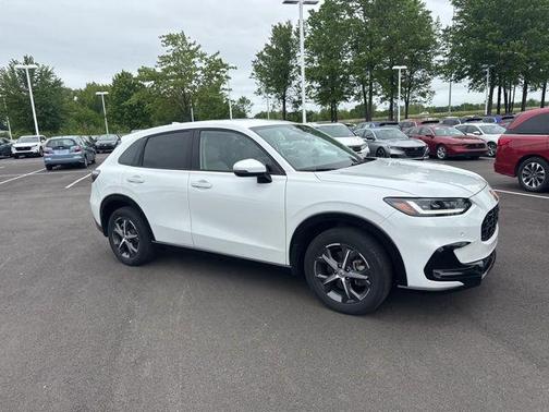 Platinum White Pearl 2024 Honda HR-V EX-L