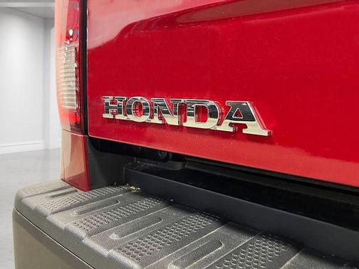 Radiant Red Metallic II 2026 Honda Ridgeline RTL