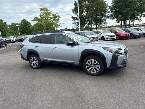 Ice Silver Metallic 2024 Subaru Outback Premium