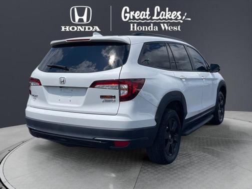 Platinum White Pearl 2022 Honda Pilot AWD TrailSport
