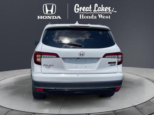 Platinum White Pearl 2022 Honda Pilot AWD TrailSport