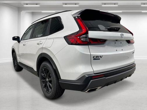 Platinum White Pearl 2026 Honda CR-V Hybrid Sport-L AWD