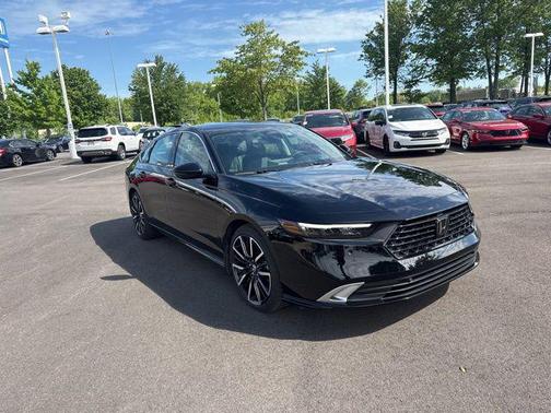 Crystal Black Pearl 2023 Honda Accord Hybrid Touring