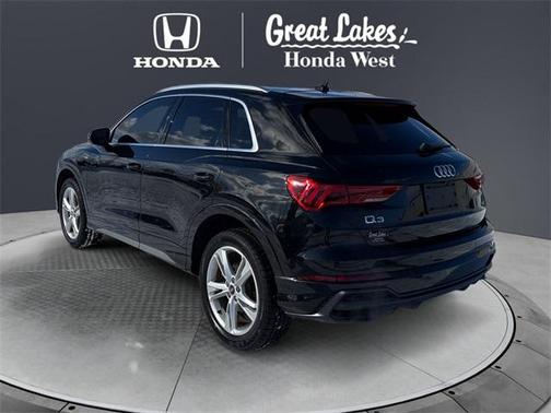 2021 Audi Q3 45 S line Premium