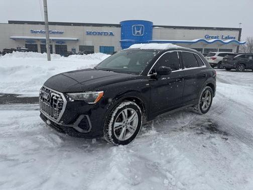 2021 Audi Q3 45 S line Premium