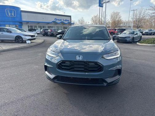 Nordic Forest Pearl 2025 Honda HR-V AWD Sport