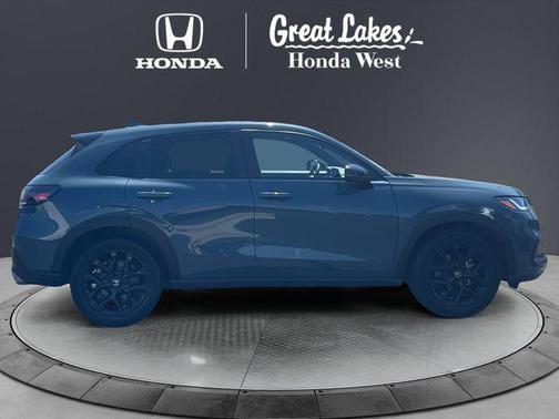Nordic Forest Pearl 2025 Honda HR-V AWD Sport