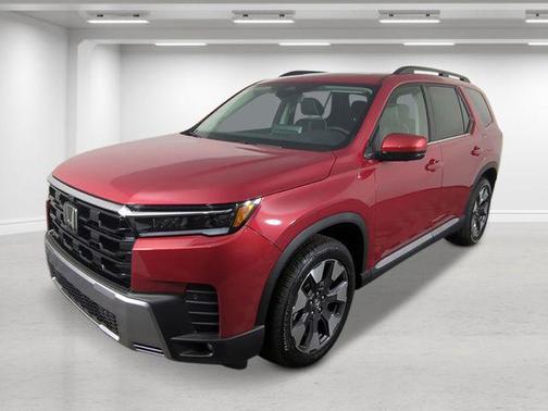 Radiant Red Metallic II 2026 Honda Pilot Elite