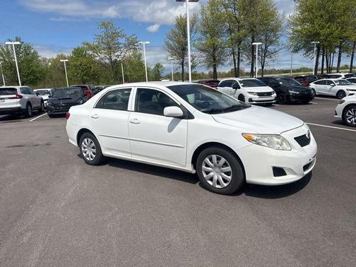 Super White 2010 Toyota Corolla LE