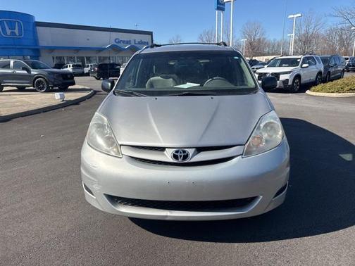 2008 Toyota Sienna CE