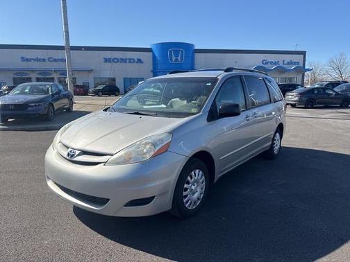 2008 Toyota Sienna CE