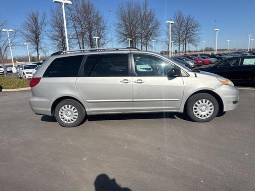 2008 Toyota Sienna CE