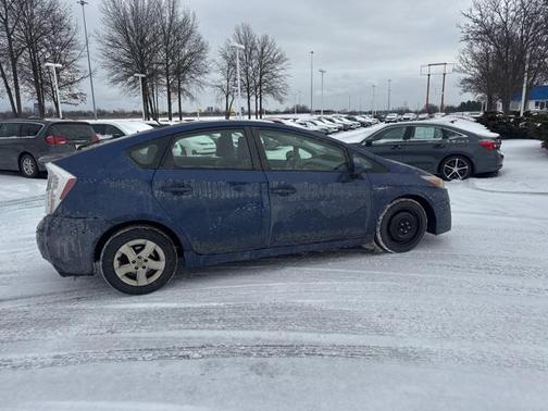 2010 Toyota Prius III