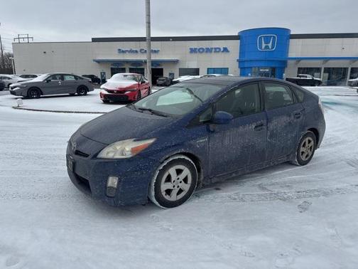 2010 Toyota Prius III
