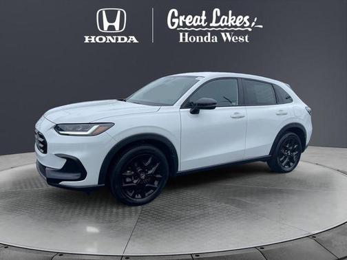 Platinum White Pearl 2024 Honda HR-V Sport