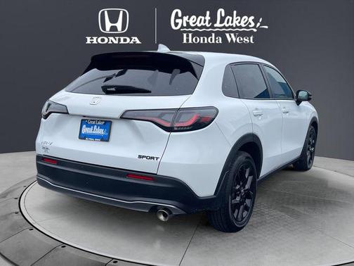 Platinum White Pearl 2024 Honda HR-V Sport