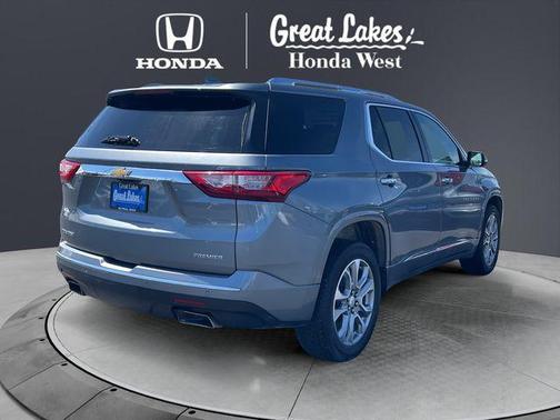 Satin Steel Metallic 2021 Chevrolet Traverse Premier