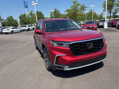 Radiant Red Metallic II 2025 Honda Pilot Touring 8-Passenger