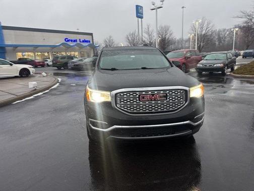 2019 GMC Acadia Denali