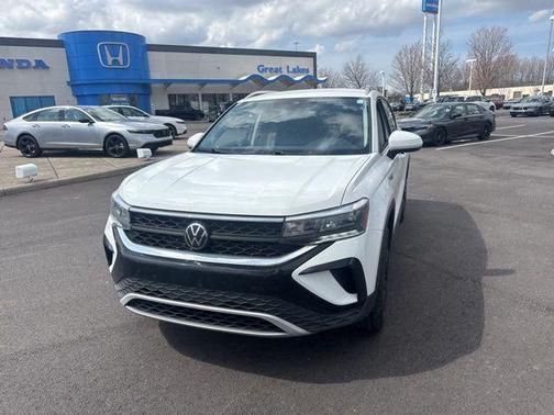 2024 Volkswagen Taos 1.5T SE