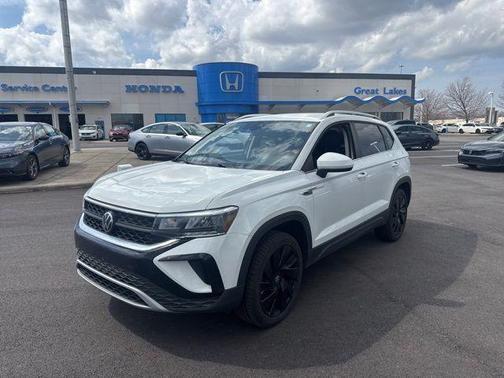 2024 Volkswagen Taos 1.5T SE