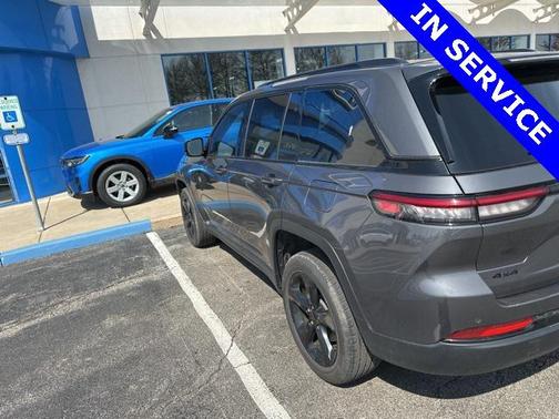 2023 Jeep Grand Cherokee Altitude