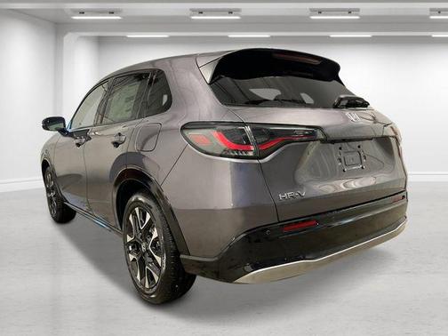 Modern Steel Metallic 2027 Honda HR-V EX-L