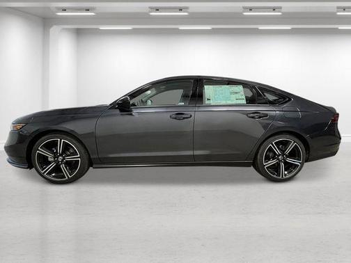 Meteorite Gray Metallic 2026 Honda Accord SE