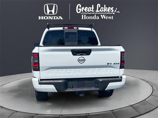 2022 Nissan Frontier SV