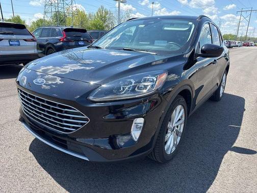 Agate Black Metallic 2021 Ford Escape Titanium