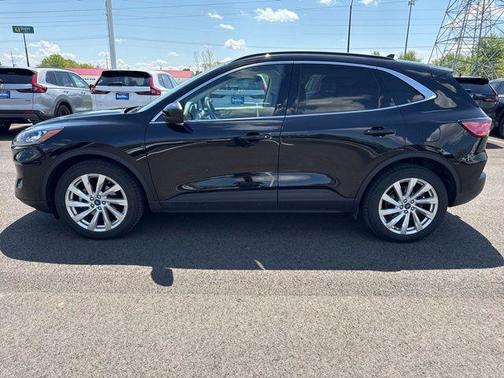 Agate Black Metallic 2021 Ford Escape Titanium