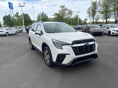 Crystal White Pearl 2023 Subaru Ascent Premium 7-Passenger