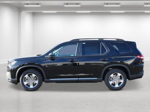 Crystal Black Pearl 2026 Honda Pilot EX-L