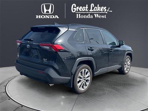 2022 Toyota RAV4 XLE Premium