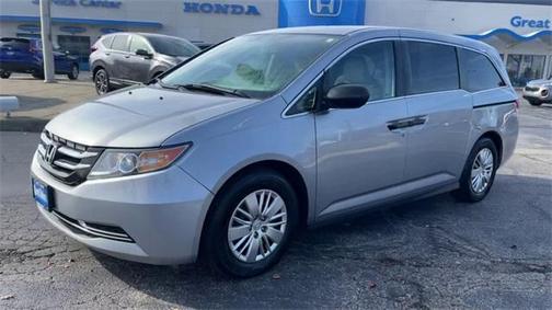 Photo 4 of 24 of 2017 Honda Odyssey LX