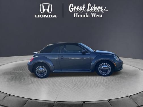 Platinum Gray Metallic 2015 Volkswagen Beetle 1.8T