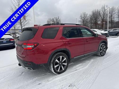 2023 Honda Pilot AWD Elite