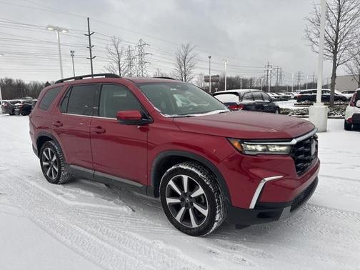 2023 Honda Pilot AWD Elite