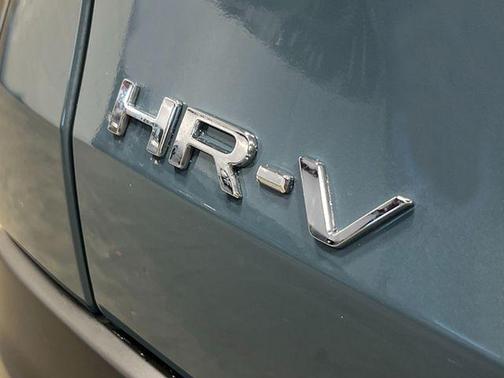 Black Forest Metallic 2027 Honda HR-V LX