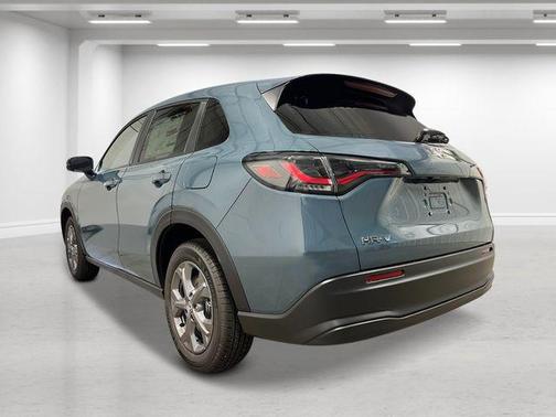 Black Forest Metallic 2027 Honda HR-V LX