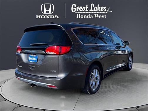 2019 Chrysler Pacifica Limited