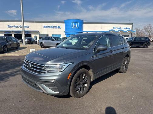 Platinum Gray Metallic 2022 Volkswagen Tiguan 2.0T SE 4MOTION