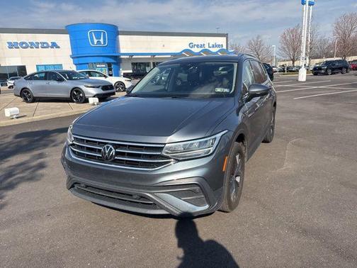 Platinum Gray Metallic 2022 Volkswagen Tiguan 2.0T SE 4MOTION