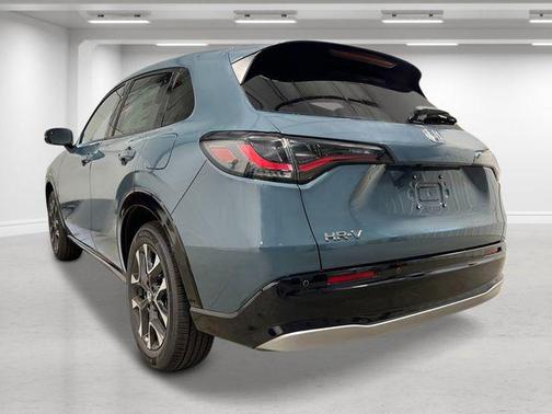 Black Forest Metallic 2027 Honda HR-V EX-L