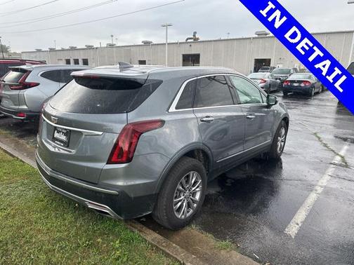 2021 Cadillac XT5 Premium Luxury
