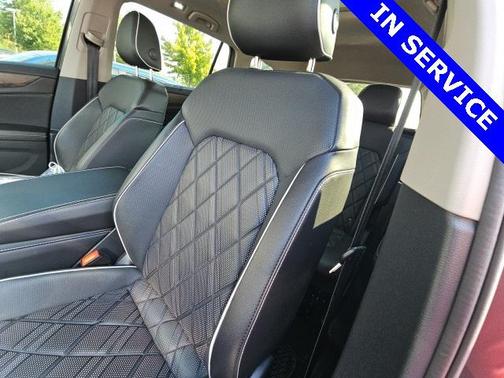 2024 Volkswagen Atlas 2.0T SEL Premium R-Line 4MOTION