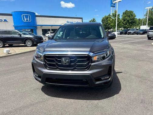 Modern Steel Metallic 2023 Honda Ridgeline RTL