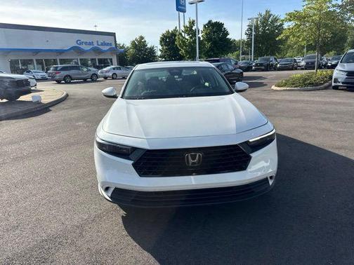 Platinum White Pearl 2024 Honda Accord EX